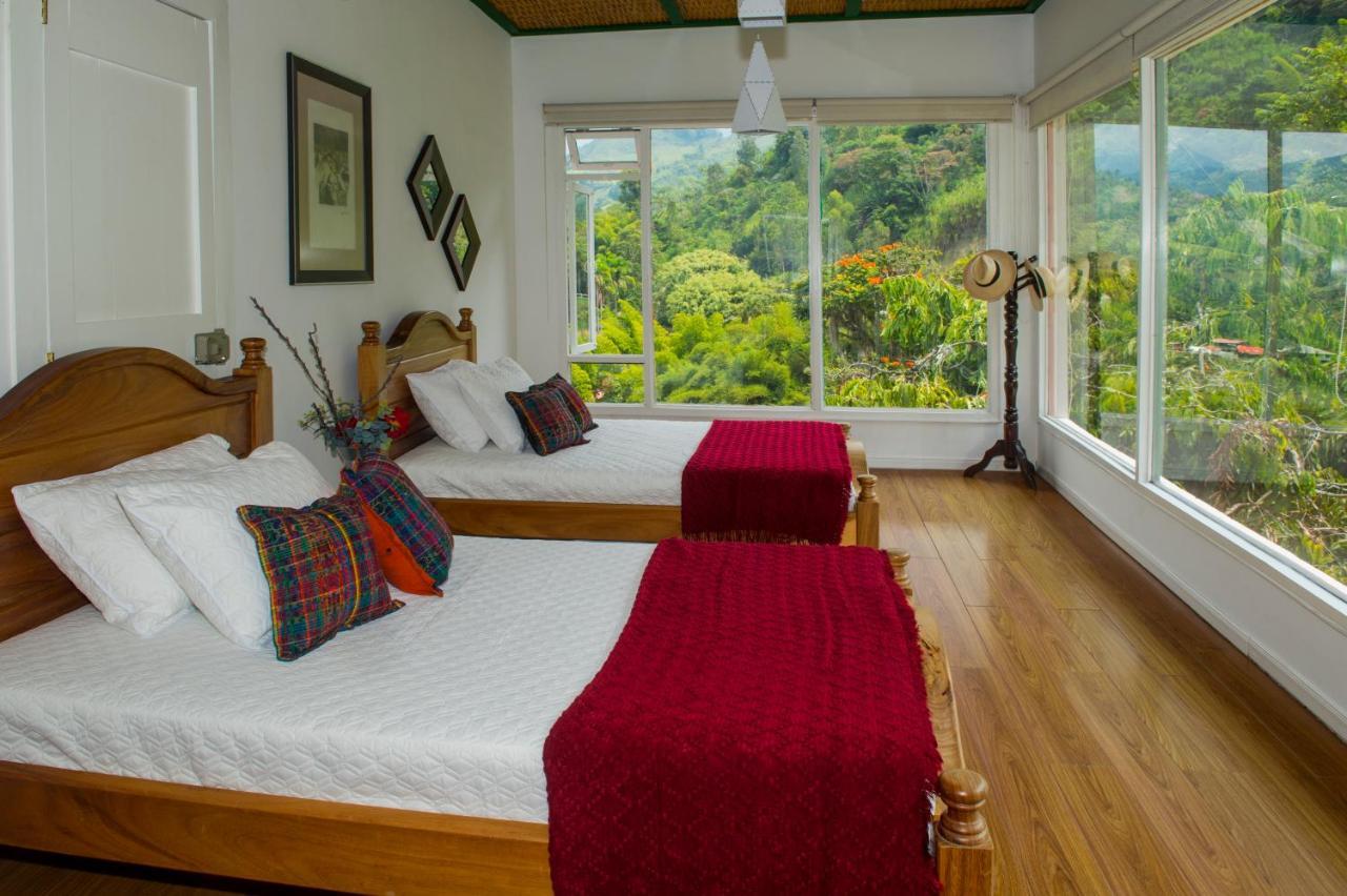 Hacienda Charrascal Coffe Farm